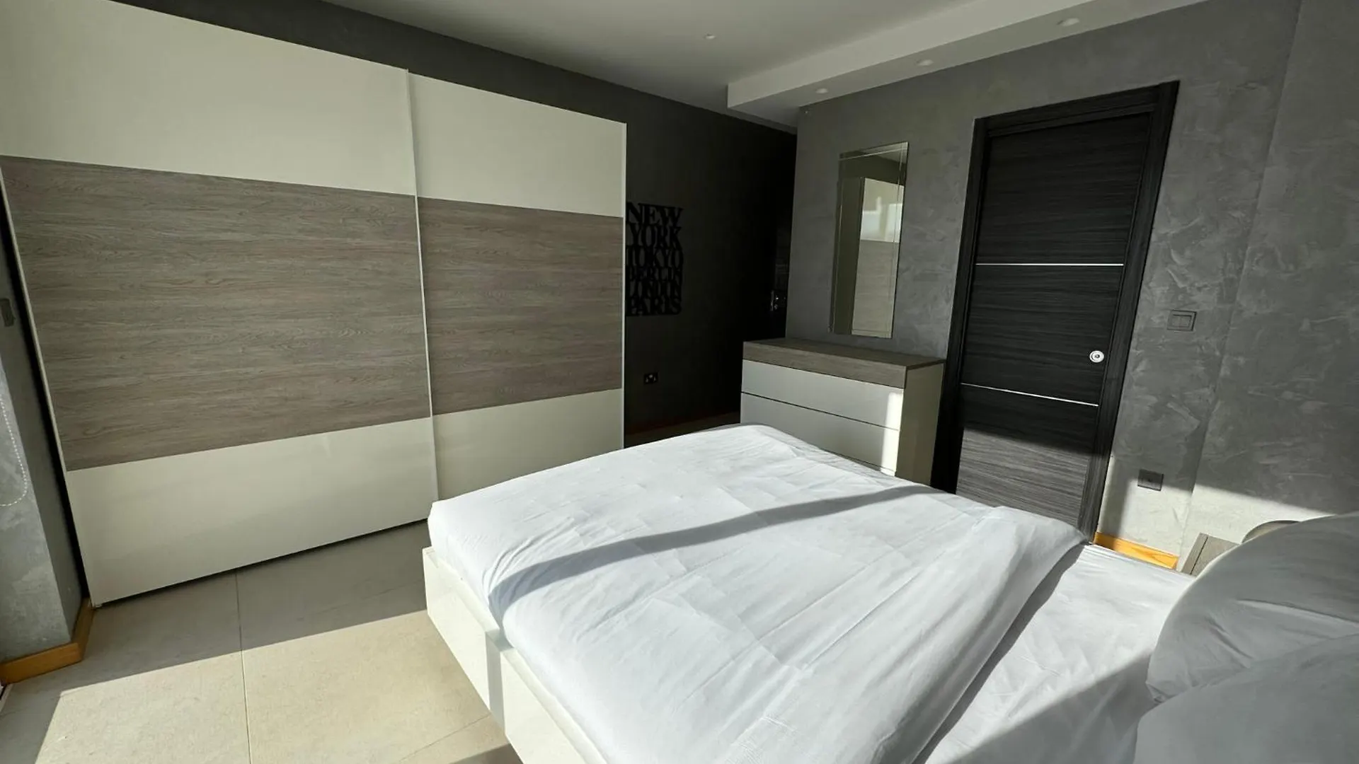 Giuliani Seafront Penthouse 15 Apartment Saint Julian's